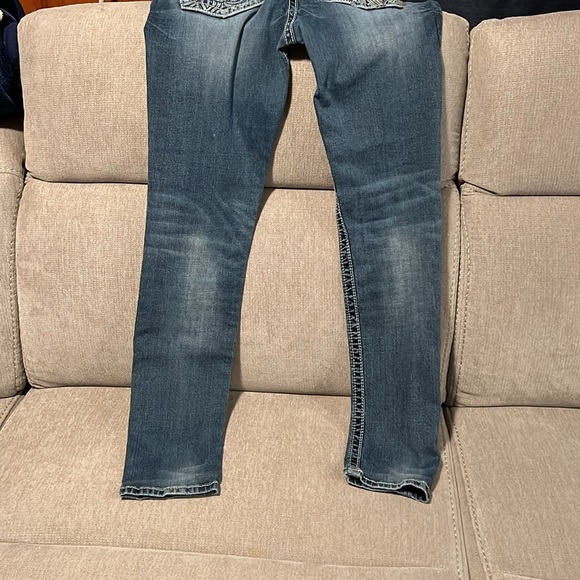 Miss me size 29 signature skinny, low waisted - Picture 3 of 5